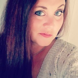 Meet your Posher, Caiti jo